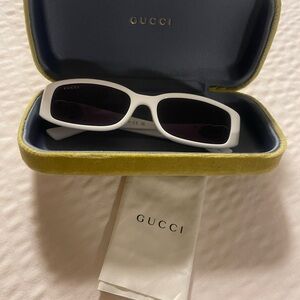 Gucci White Sunglasses with Dark Lenses